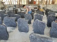 Tugu Peringatan Batu Nisan Batu Bata Klasik / Desain Modern Warna Abu-Abu Gelap