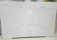 QS107 Dipoles Putih Slab Buatan Calacatta Quartz Stone untuk meja Vanity