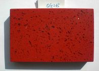 Red Glass Quartz Stone Countertops 6 Mohs Kekerasan 36,0 MPa Kekuatan Lentur