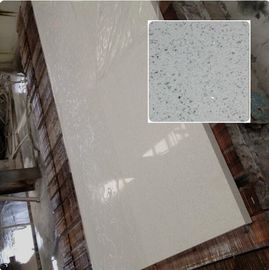 QS516 Buatan Permukaan Padat Putih Batu Kuarsa untuk Countertops Dapur