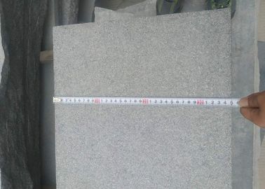 100% Natural Granite Stone Tiles Anti Korosi 1mm Ketebalan Toleransi